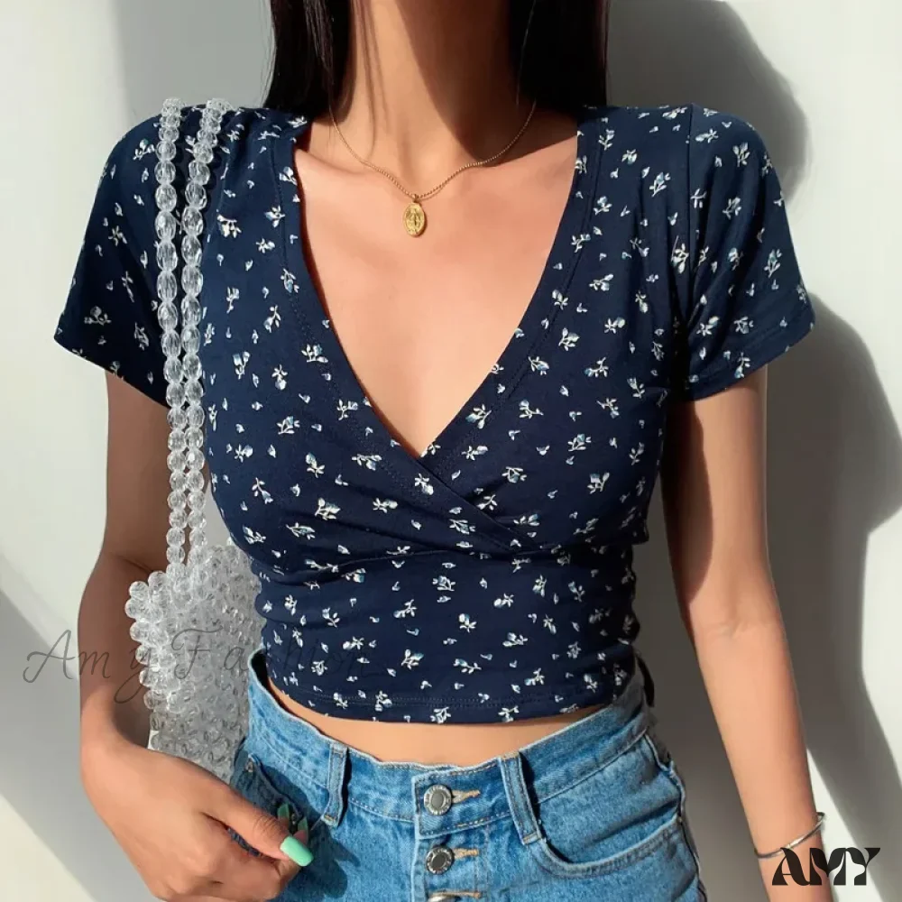 AMY - French Retro Floral V-neck Slim T-shirt Crop Top - Image 3