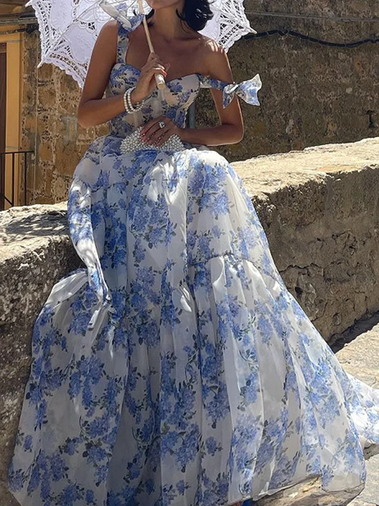 Backless Fit Flare Maxi Floral Dress - Image 3