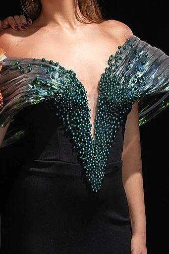 Beaded Appliqué Paneled Bandage Party Dress - Image 3