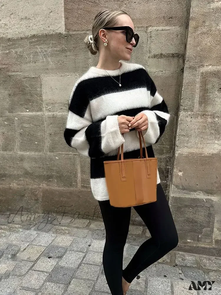 Black White Stripes Loose Casual Round Neck Warm Pullover Sweater - Image 4