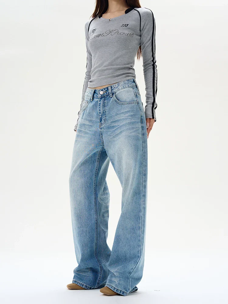 Light Wash Mid-Rise Wide-Leg Jeans - Image 8