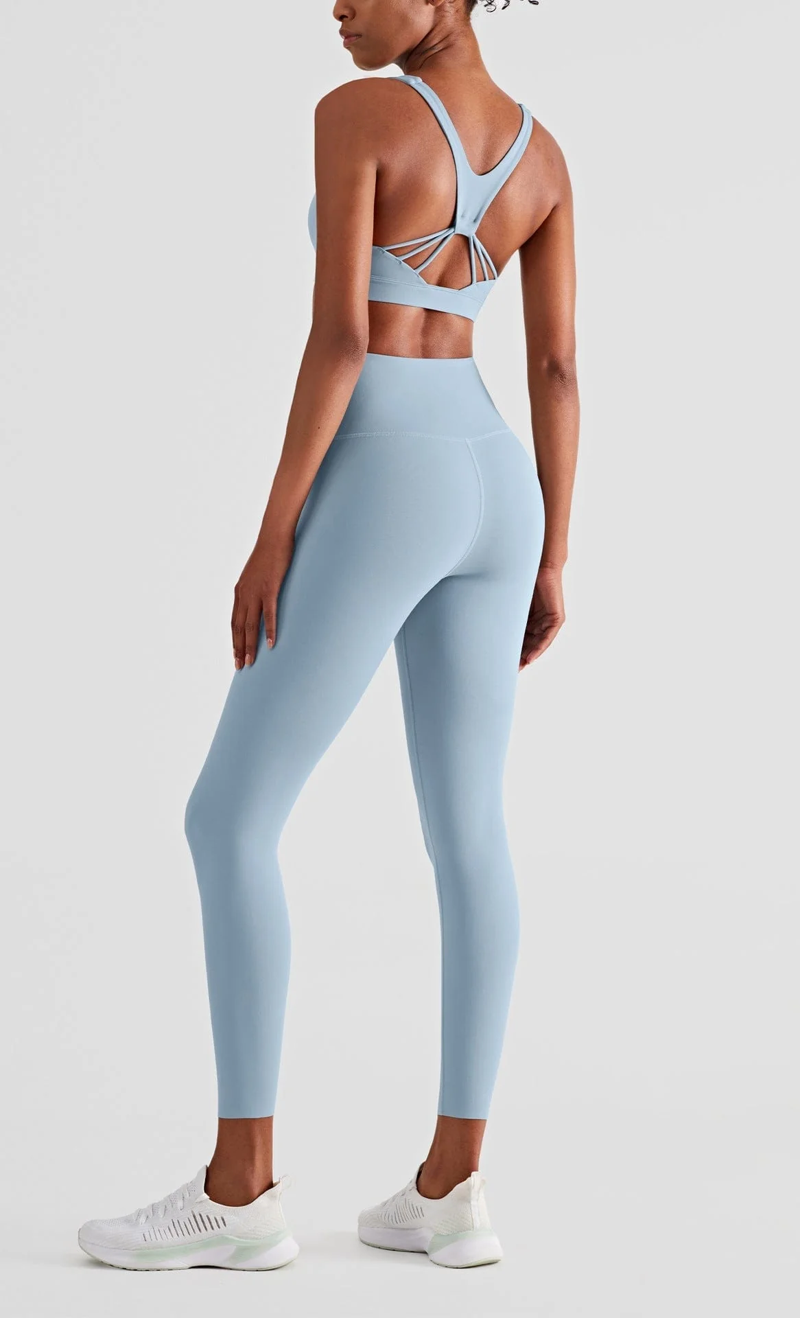 Soft Buttery V-Shape Back Straps Fitness Sports Bra - Image 3