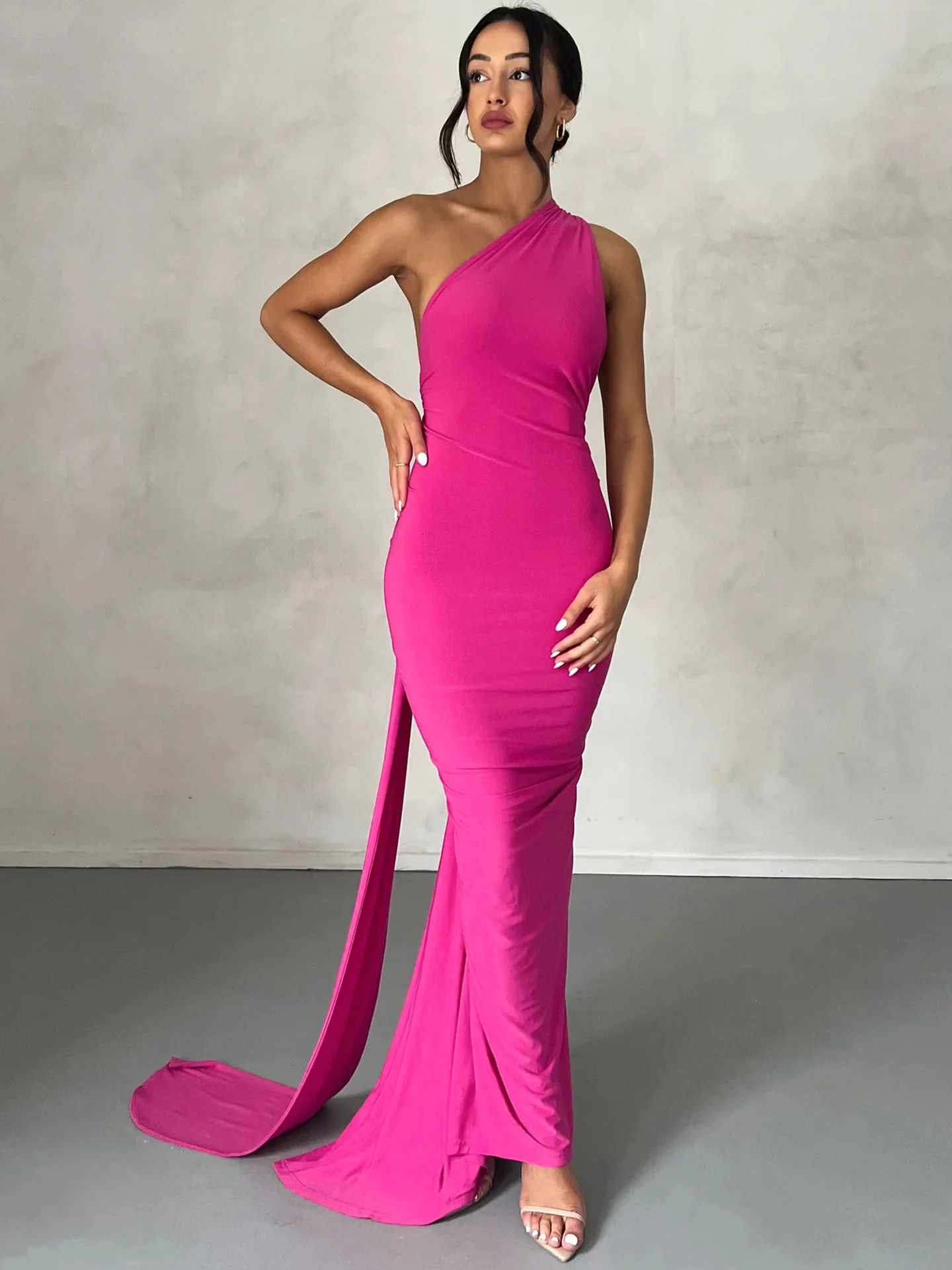 Halterneck Sleeveless Open Back Dress - Image 9