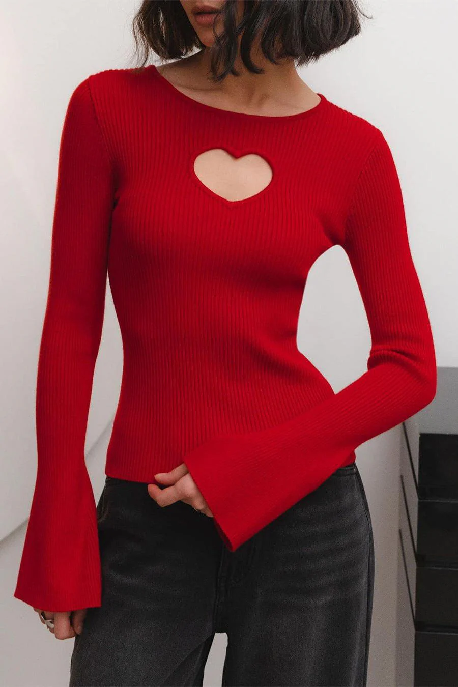 Love hollow knitted short top sweater - Image 9