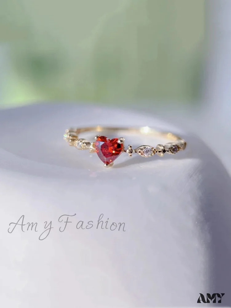 Amy Fashion - Cute Red Heart Ring - Image 2