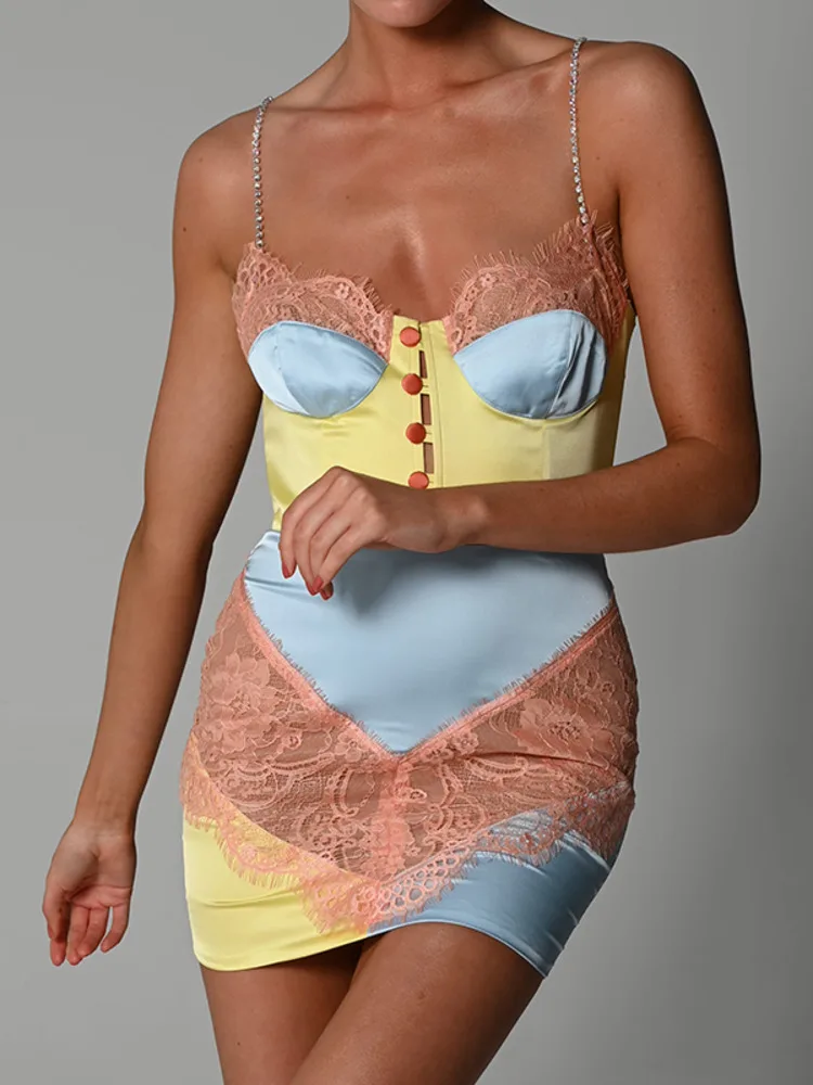Diamond Chain Patchwork Lace Bodycon Dress - Image 5