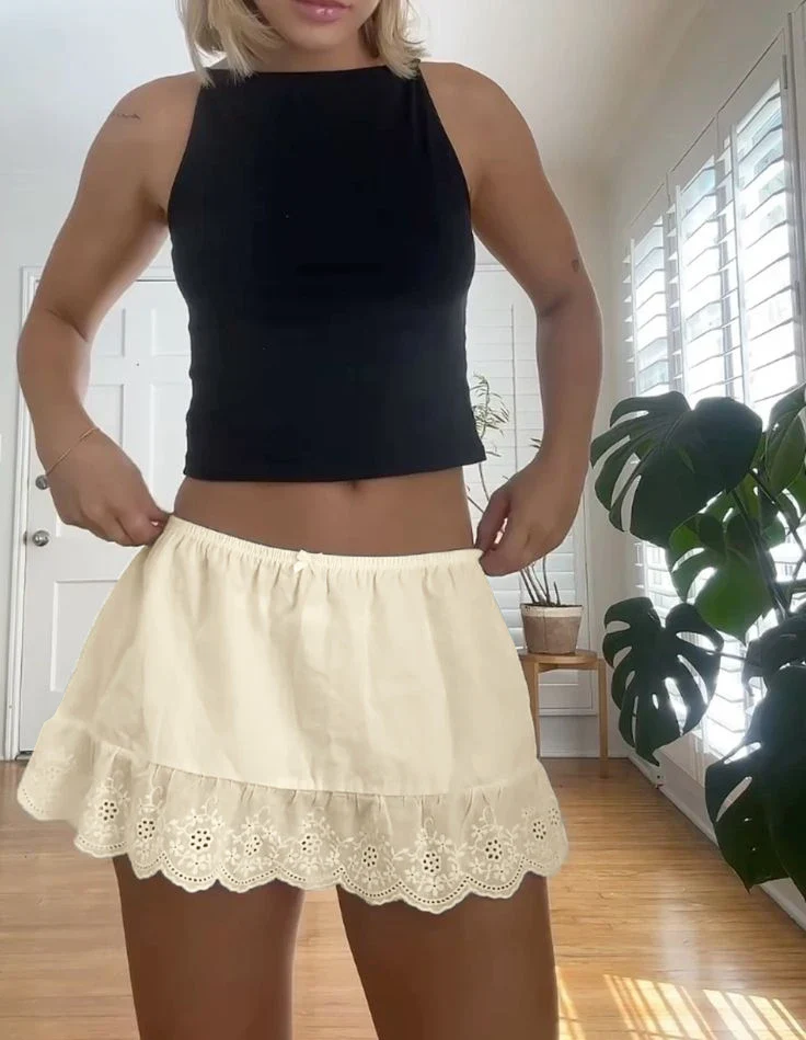 Eyelet Floral White Mini Skirt - Image 6