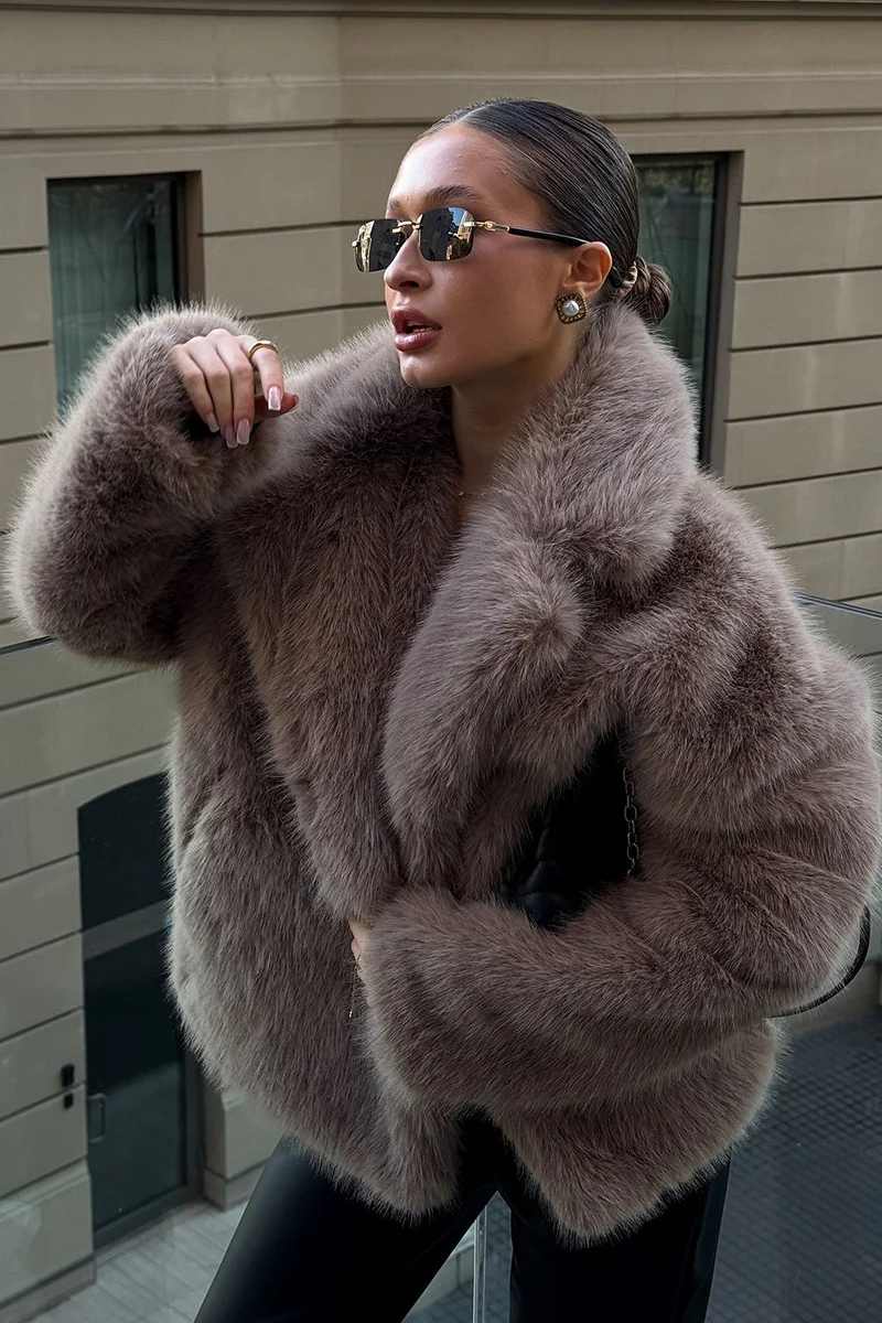 Faux Fox Fur Wide Collar Loose Warm Winter Coat - Image 4