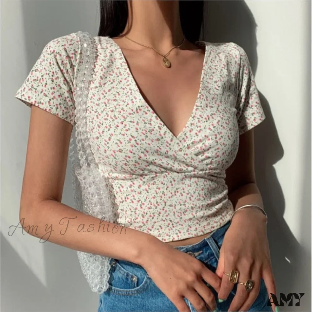 Amy Fashion - French Retro Floral V-neck Short-sleeved T-shirt - Image 4