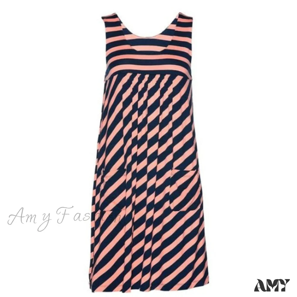 Amy Fashion - Large Size Loose Simple Sleeveless Dress - Image 4