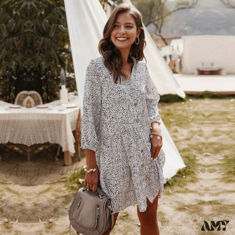 Amy Fashion - Print Mini V-neck Three Quarter Sleeve Dress - Image 2
