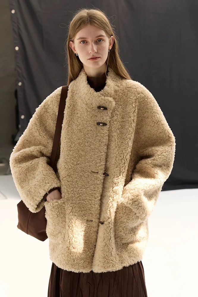 Pure Wool Bouclé Horn Button Shearling Coat - Image 4