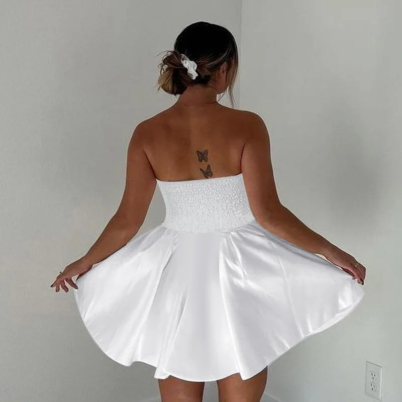 Sexy Strapless Backless Black Prom Dress - Image 3