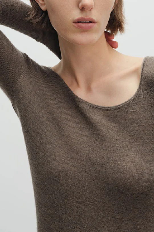 Soft Wool Seamless Multi-Neck Slim Knit Base Layer - Image 5