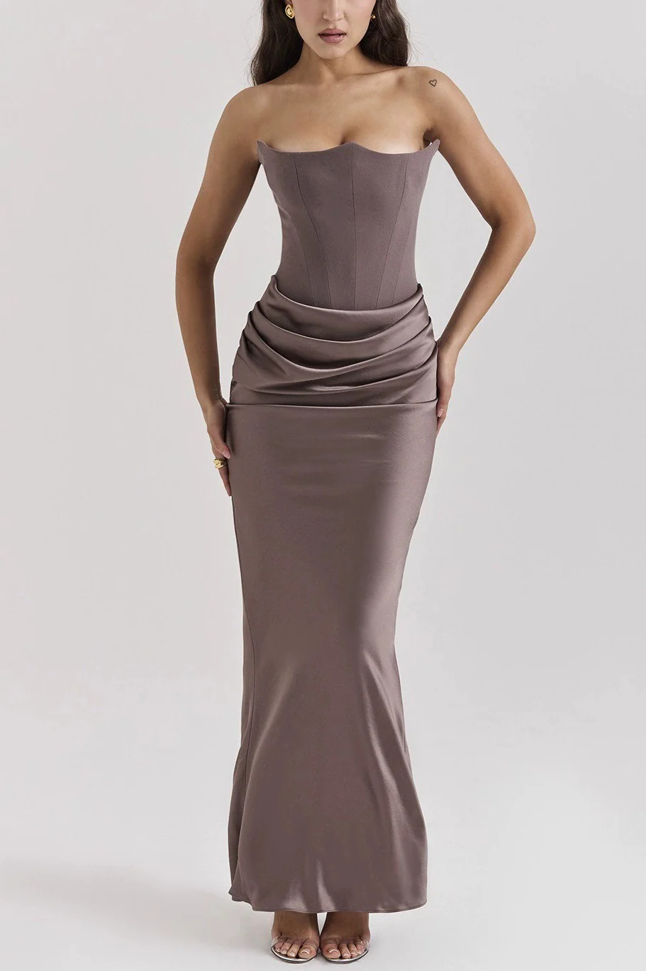 Strapless Backless Ruched Party Dress - Image 10