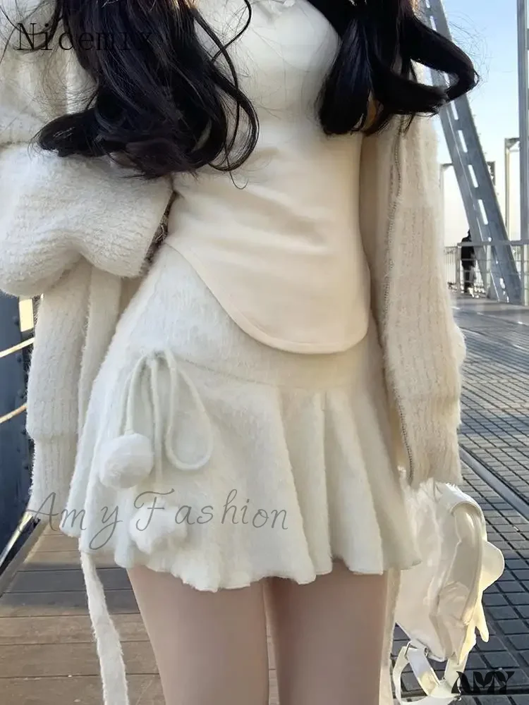 Sweet Spicy Girl White Knitted Ruffle Edge Short Autumn Winter New Fashion Sexy High Waist Slim Mini Skirt - Image 5