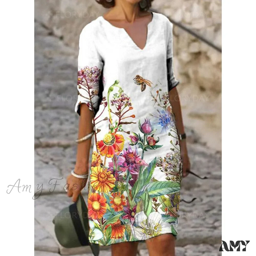Amy Fashion - Vintage Printed V-neck Knee Length Straight Dresses
