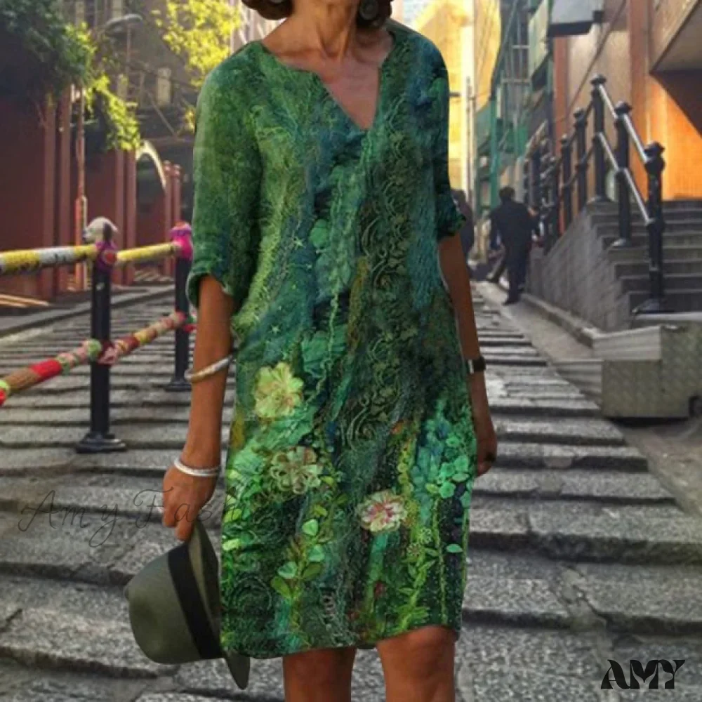 Amy Fashion - Vintage Printed V-neck Knee Length Straight Dresses - Image 16
