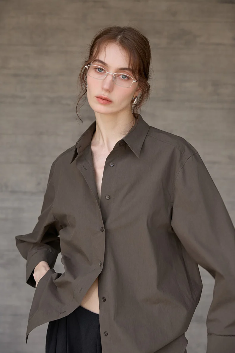 White High-Density Cotton Long-Sleeve Collared Blouse - Image 9