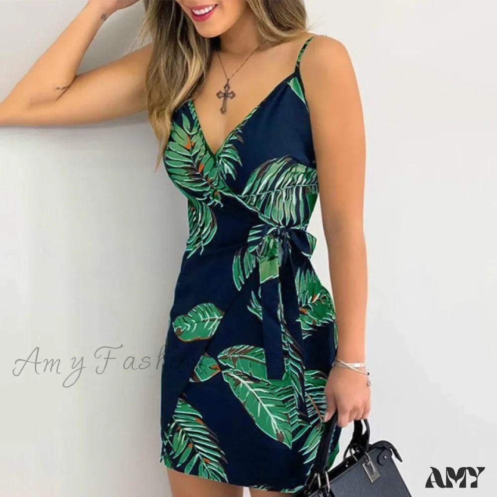 Amy Fashion - Holiday Floral Leaves Print V-neck Mini Dress - Image 3